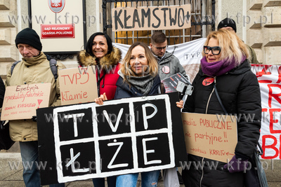 Protest przed sprawą sądową Gminy Miasta Sopot przeciwko...