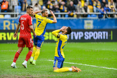 Betclic 1 liga. Arka Gdynia -  Miedź Legnica n/z Kike...