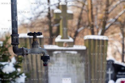 Cmentarz komunalny Salvator Nowy przy ulicy Cmentarnej...