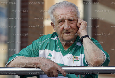 Byly pilkarz i trener Lechii Gdansk Roman Rogocz 28.05.2007...