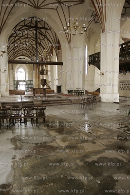 Kosciol sw. Katarzyny w Gdansku po pozarze.
23.05.2006
fot....