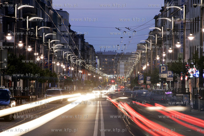 Gdynia, ul. Swietojanska. 19.06.2006 fot. Wojtek Jakubowski...