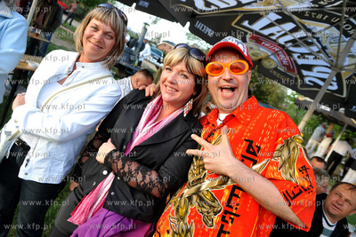 Po otwarciu nowej remizy OSP w Sulminie i poswieceniu...