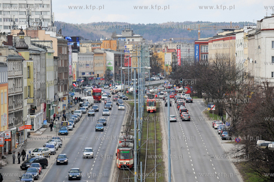 Gdansk Wrzeszcz. Aleja Grunwaldzka przed skrzyzowaniem...