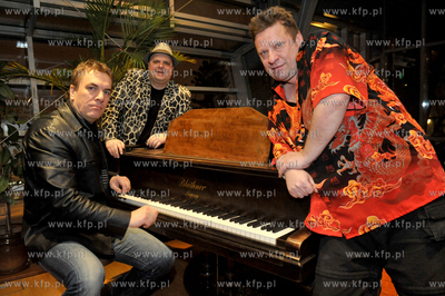 Biesiada felietonistow Wybrzeza w Restauracji VNS w...