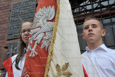 Gdańsk, ul. Kładki. Uroczystość przy tablicy upamiętniającej...