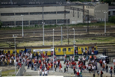 Gdansk Arena. Kibice wchodza na mecz mistrzostw europy...