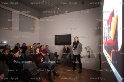 Gdanska Galeria Fotografii. spotkanie z fotoreporterka...