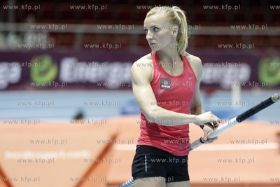 Trening skoczkini o tyczce Anny Rogowskiej, przed rozpoczynajcymi...