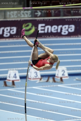 Trening skoczkini o tyczce Anny Rogowskiej, przed rozpoczynajcymi...