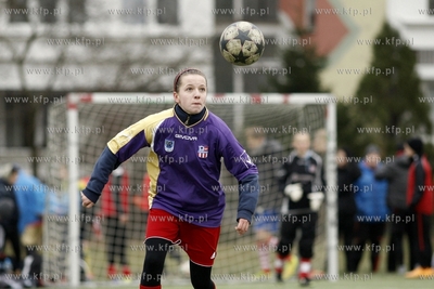 Gdansk Zaspa. Pilkarski turniej dzikich druzyn Do przerwy...