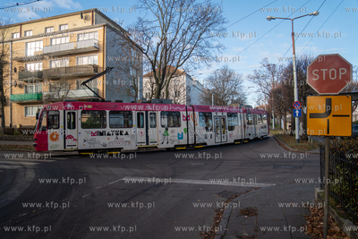 Nowy Port. Tramwaj na przyżowaniu ul. Władysława...