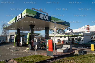 Od wtorku na stacjach paliw w całej Polsce obowiązują...