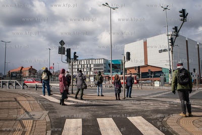 Gdańsk. Zgodnie z  nowymi zasadami bezpieczeństwa...