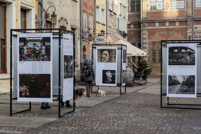 Gdańsk, ul. Długi Targ . 3 rocznica wojny w Ukrainie....