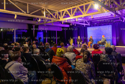 Sopot. Mamuszki 14.  Salon Polityki - Gdzie jest idealne...