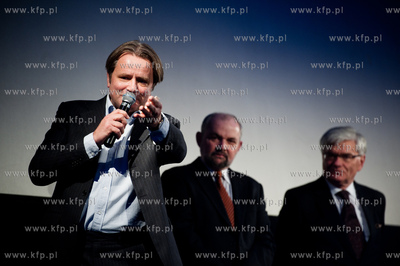 Gdansk. Zakonczenie obchodow Roku Heweliusza. Premiera...