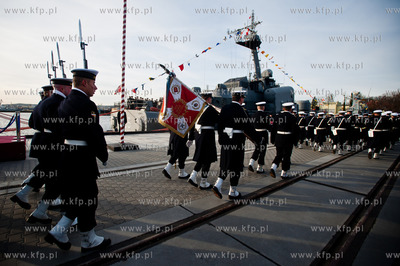 Port Wojenny w Gdyni. Ceremonia ostatniego opuszczenia...