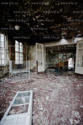 Gdansk. Oliwa. Dogaszanie i ogledziny dachu zabytkowego...