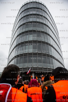 Gdańsk. Protest pracowników Spółki Lotos Kolej,...