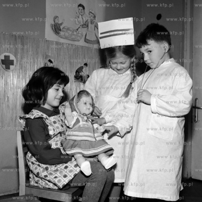 Dzieciecy punkt opieki medycznej. 
1965
0006390z
Fot....
