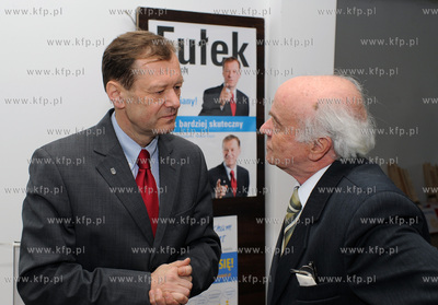 Sopot. Konferencja prasowa ruchu Kocham Sopot, na ktorej...