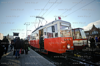 Walentynki w Gdansku. Podroz walentynkowym tramwajem...