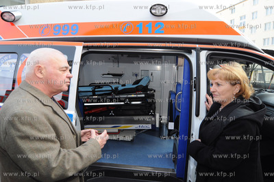 Dwie nowoczene karetki otrzymalo pogotowie ratunkowe...