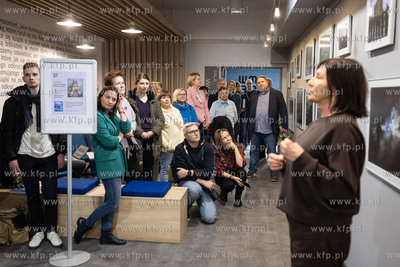 Galeria Macieja Kosycarza w Bibliotece na Chemie. Wernisaż...