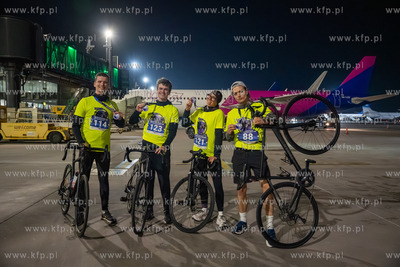 Nocny duathlon na Airport Gdańsk 24.05.2026. fot....