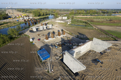 Gdansk. Budowa obwodnicy poludniowej z lotu ptaka....