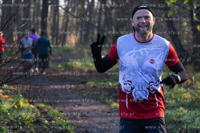 Biało-czerwony parkrun na terenie Parku Kulturowego...