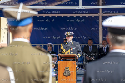 Gdynia. Akademia Marynarki Wojennej. Uroczysta promocja...