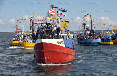 Morska Pielgrzymka Rybakow na odpust Sw. Apostolow...