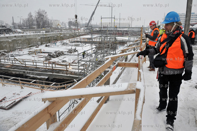 Zakonczona pierwsza nitka tunelu pod Wisla zostala...