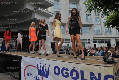 Ogolnopolskie wybory Bursztynowej Miss Lata w Sopocie....