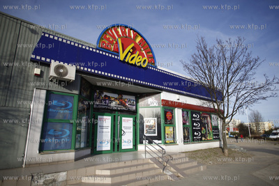 Gdańsk. Wypozyczalnia filmow Beverly Hills.
27.03.2012
fot....