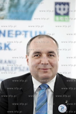 Gdansk. Ujecie wody Czarny Dwor. Konferencja prasowa...