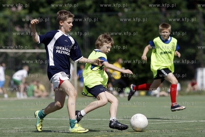 Gdansk Zaspa. Pilkarski turniej dzikich druzyn Do przerwy...