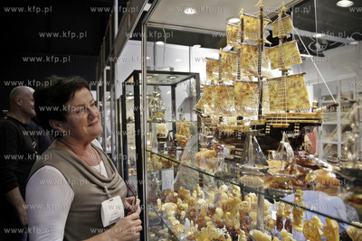 Amber Expo. Targi bursztunu Ambermart.06.09.2012fot....