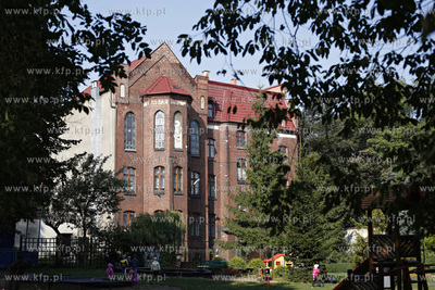 Gdansk. Przedszkole Siostr Elżbietanek przy ul. Targ...