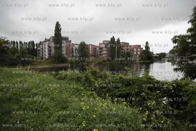 Gdansk. Kamienice Invest Comfort nad Motlawa.
20.08.2013
fot....