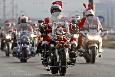 Gdansk. Ul.Marynarki Polskiej. XII edycja parady Mikolaje...