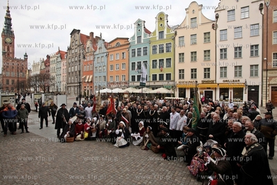 Gdańsk. Przemarsz ul.Długą z okazji jubileuszu siedemdziesięciolecia...