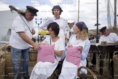 Fischmarkt ( Targ Rybny ) na Ołowiance.
18.08.2018
fot....