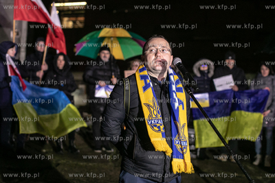 Stand With Ukraine. Wiec poparcia dla Ukrainy na placu...