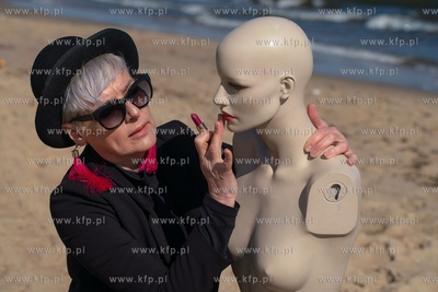 Gdańsk, Brzeźno. Beata Fryz - makijażystka. W związku...