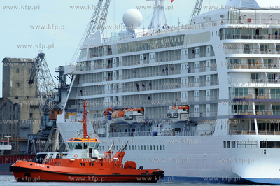 Wycieczkowiec Seven Seas Voyager jest drugim najwiekszym...