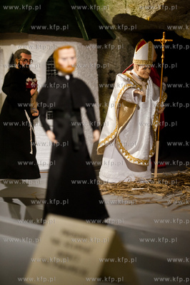 Gdansk. Tradycyjna szopka bozonarodzeniowa w Kosciele...