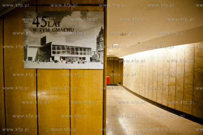 Gdansk. Teatr Wybrzeze. Wystawa zdjęć przygotowana...